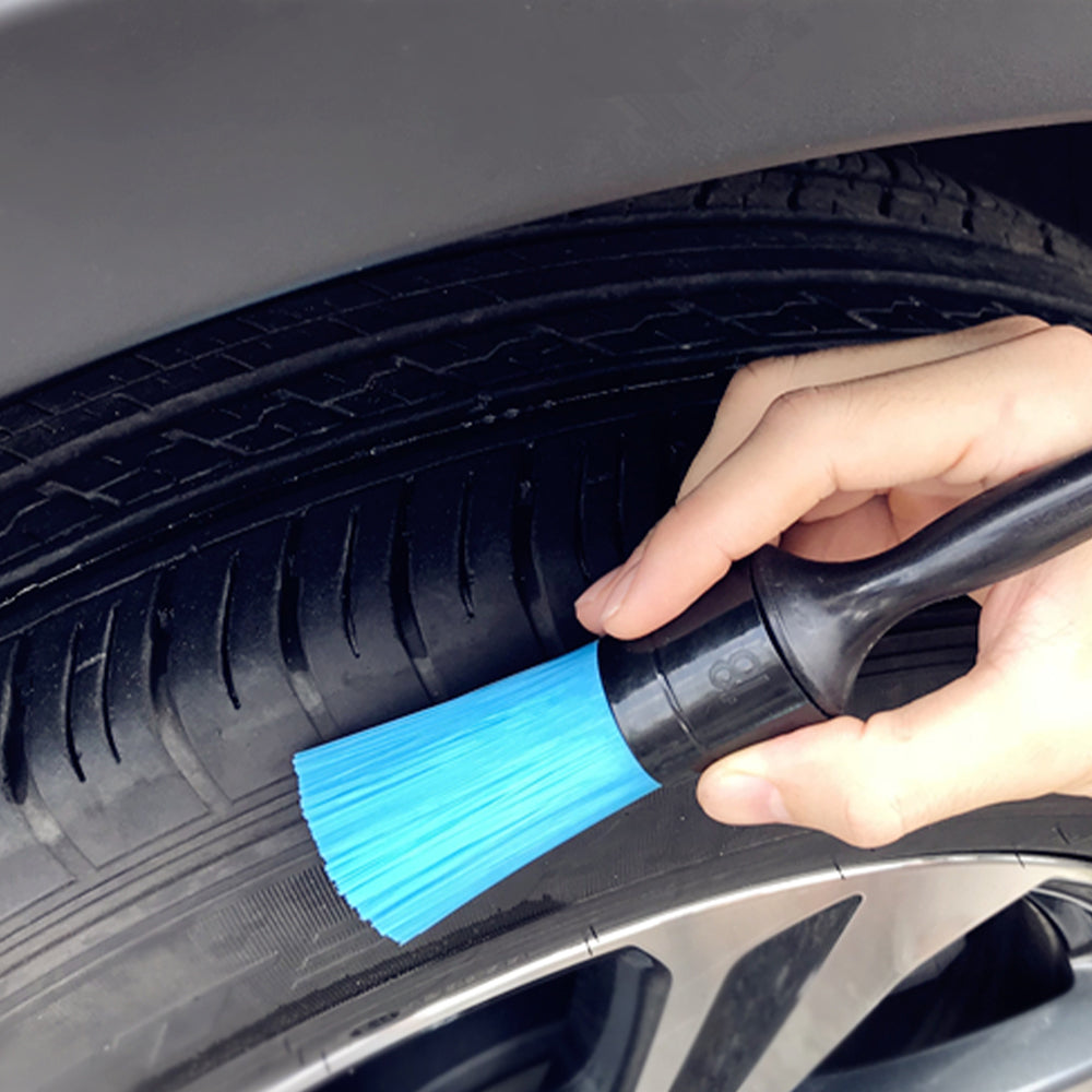 69TOOLZ Chemical Resistant Detailing Brush