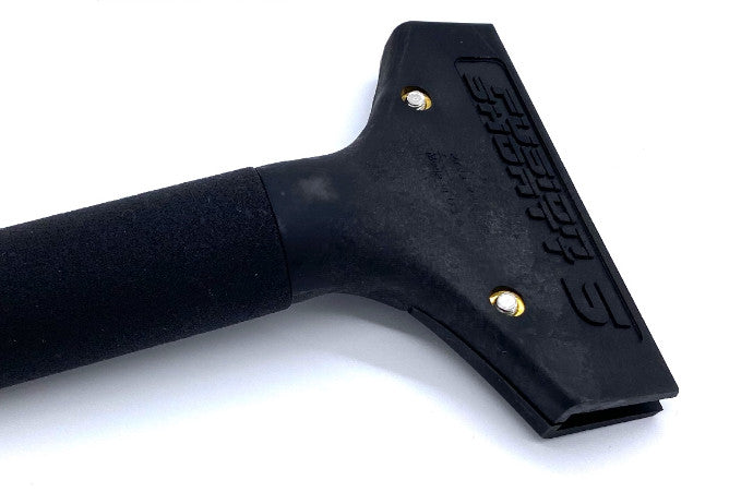Close-up of the 5" Fusion Shorty Handle, emphasizing its unique collarless top for enhanced leverage.